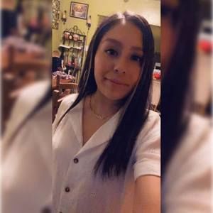 Meet your Posher, Karina